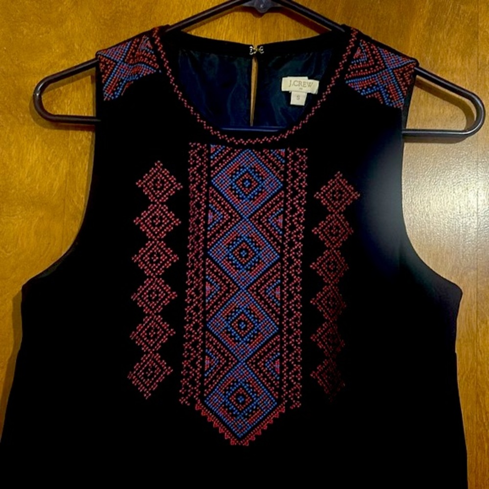 J. Crew Sleeveless shift dress Size Small Embroidery Navy Blue Lined